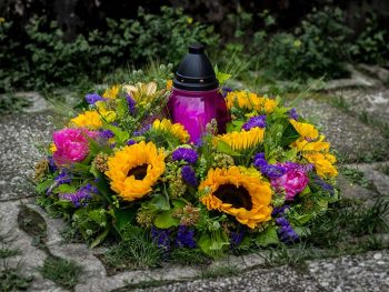 Žalni Venec s svečo